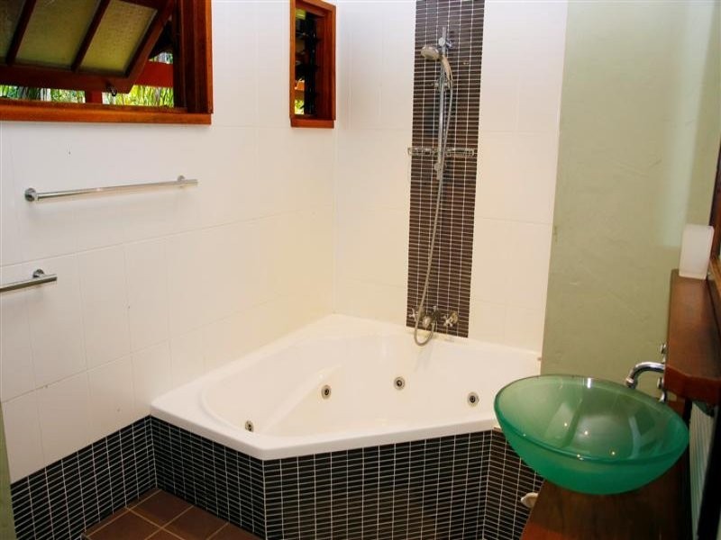 88  The Esplanade, Toolakea QLD 4818