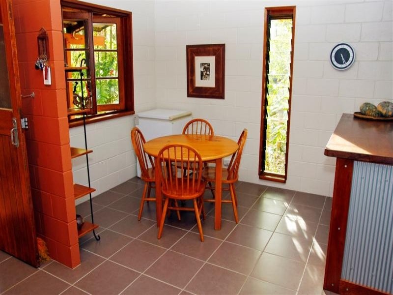 88  The Esplanade, Toolakea QLD 4818