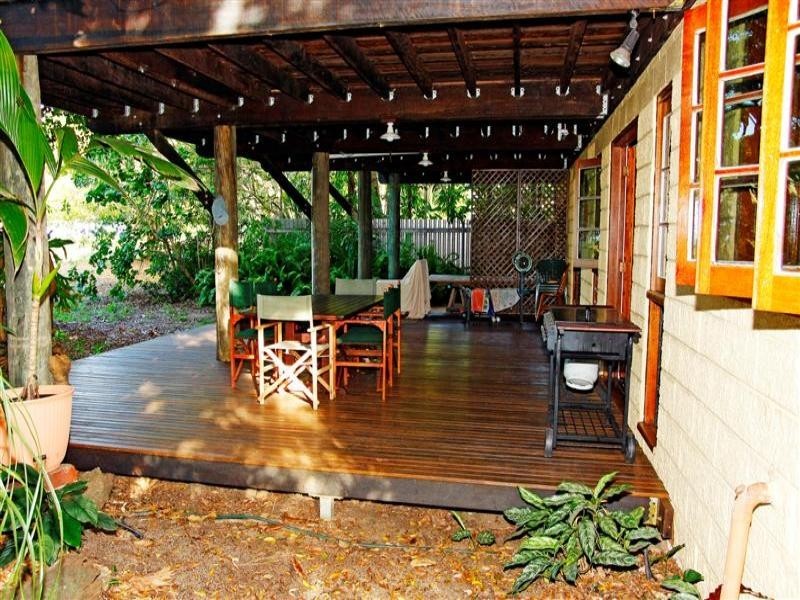 88  The Esplanade, Toolakea QLD 4818