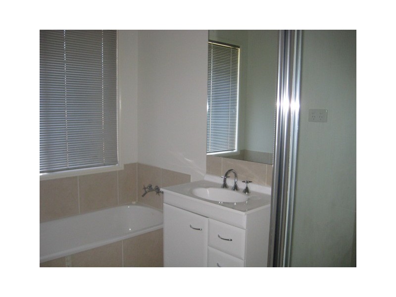 31  Sheerwater Parade, Douglas QLD 4354