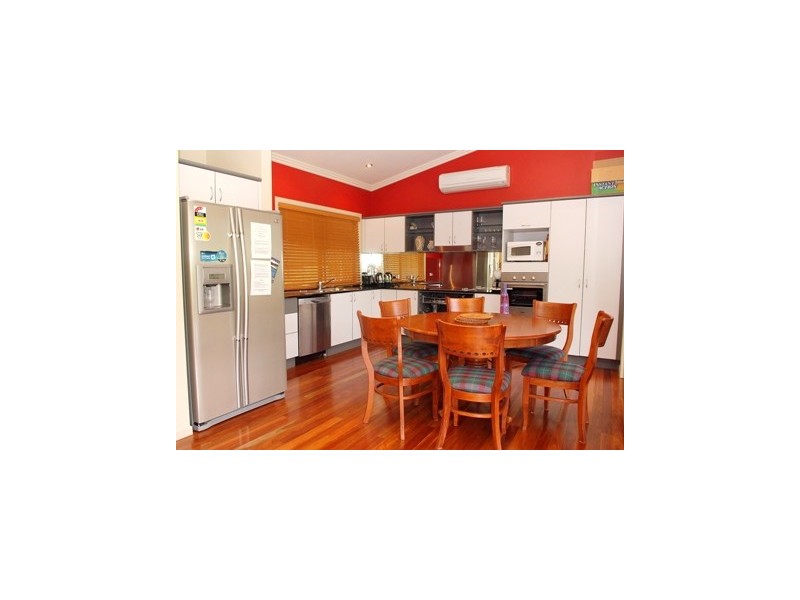 21 Apjohn Street Horseshoe Bay, Magnetic Island QLD 4819