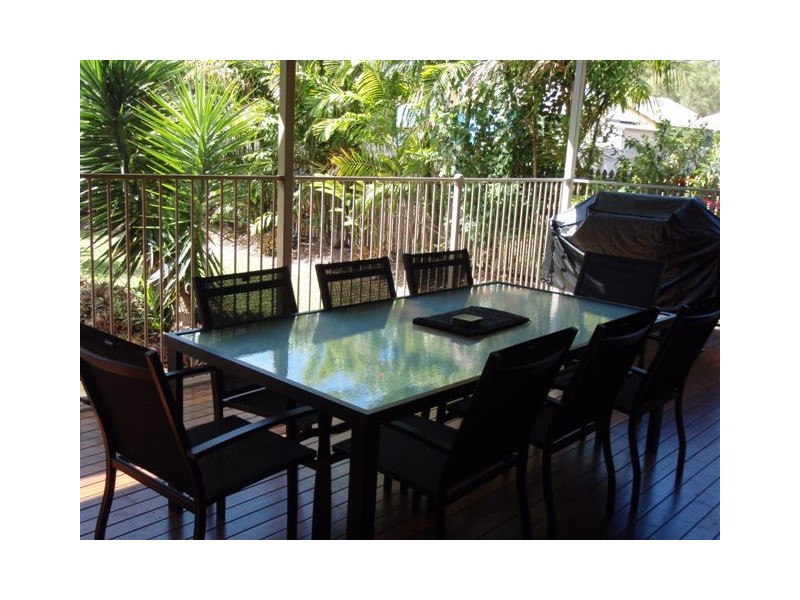 21 Apjohn Street Horseshoe Bay, Magnetic Island QLD 4819