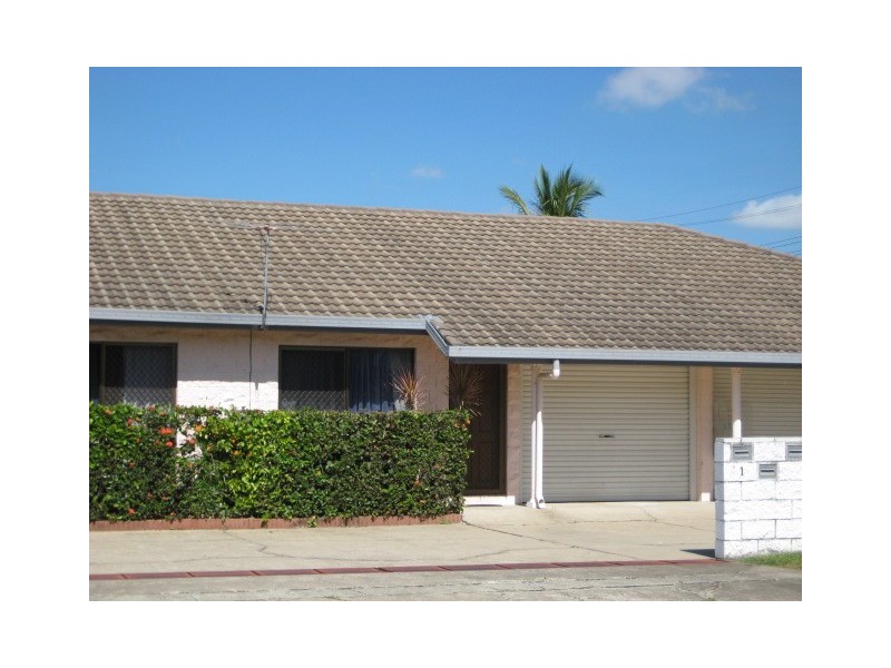 2/1 Halloran Street, Hermit Park QLD 4812