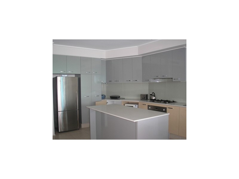 305/72-74 The Strand, North Ward QLD 4810