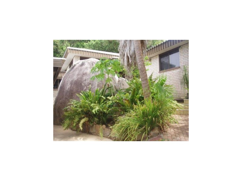 2 Opalia Crt Nelly Bay, Magnetic Island QLD 4819
