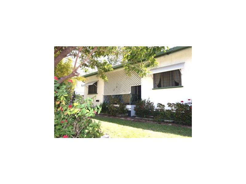 39 Montgomery Street, Townsville West QLD 4810