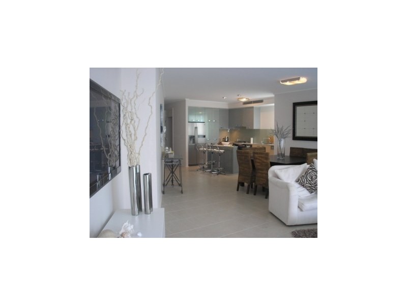 106/72-74 The Strand, North Ward QLD 4810