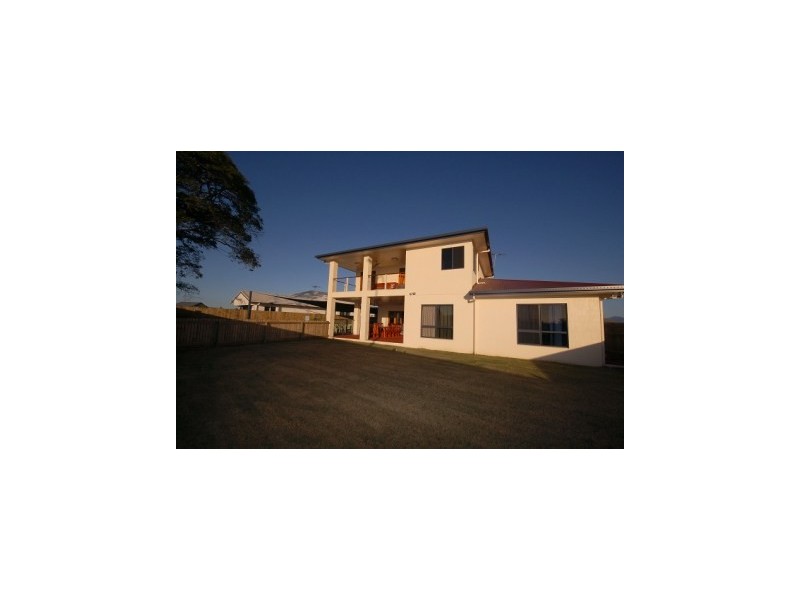 7 Edgewater Court, Idalia QLD 4811