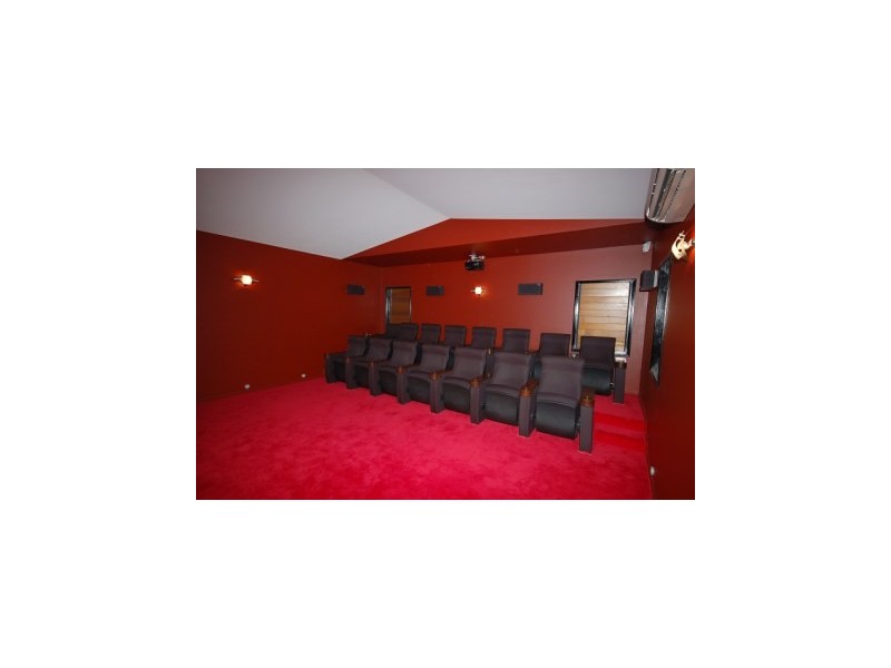 7 Edgewater Court, Idalia QLD 4811