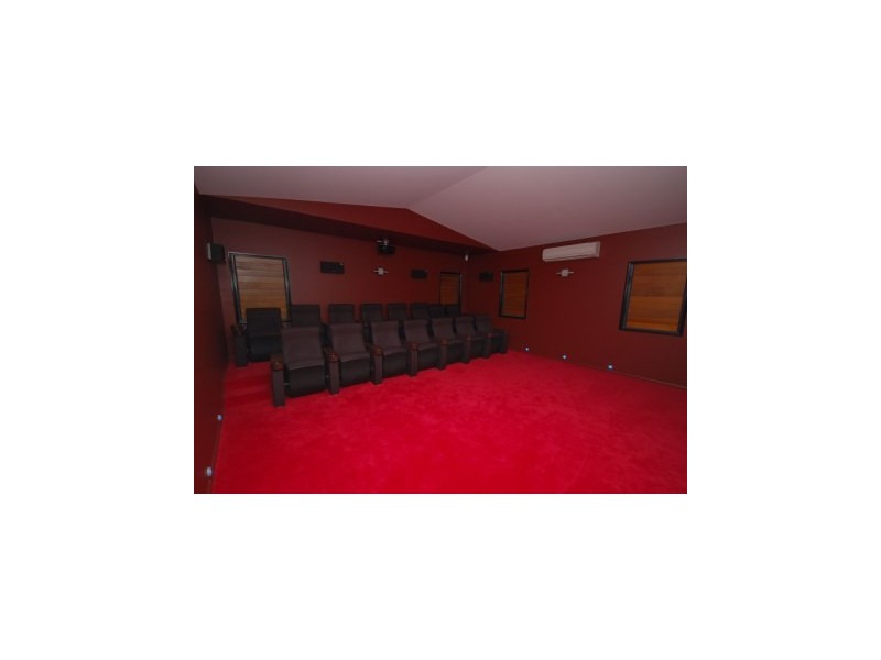 7 Edgewater Court, Idalia QLD 4811