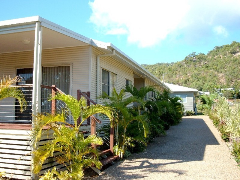 102 Gifford Street from $358 p/n Sleeps up to 18, Magnetic Island QLD 4819