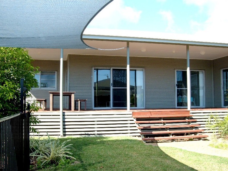 102 Gifford Street from $358 p/n Sleeps up to 18, Magnetic Island QLD 4819