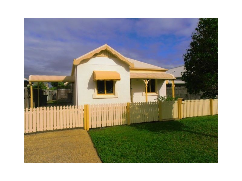 17 La Trobe Close, Douglas QLD 4814