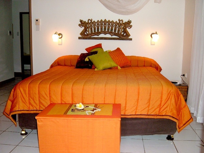 33 Apjohn Street Island Retreat House from $200 p.n, Magnetic Island QLD 4819