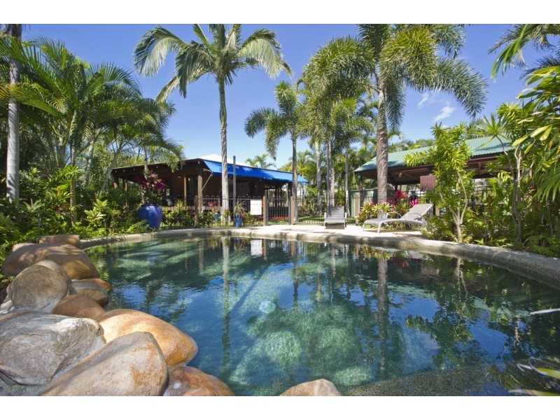 15 Corica Cres Horseshoe Bay, from $120 p/n, Magnetic Island QLD 4819