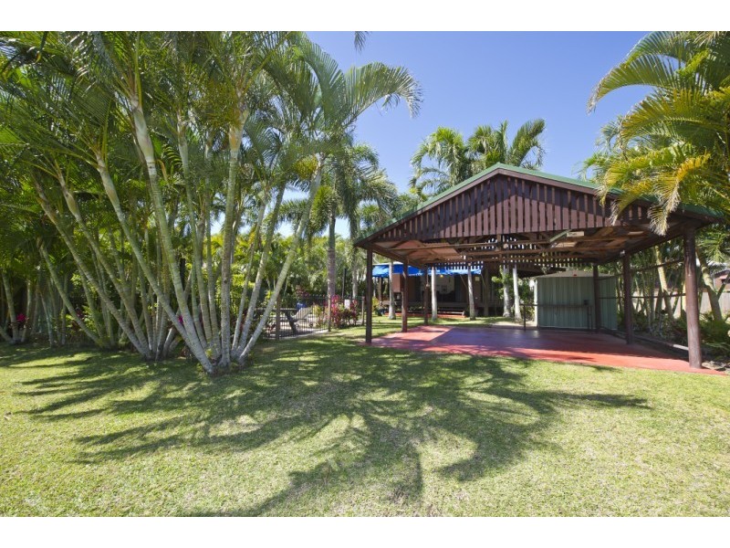 15 Corica Cres Horseshoe Bay, from $120 p/n, Magnetic Island QLD 4819