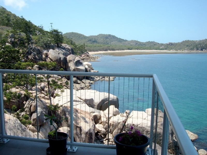 1 Bright Point 3 bedroom apartment from $295 p.n, Magnetic Island QLD 4819