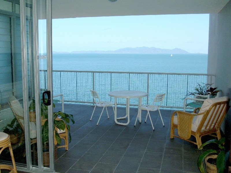 1 Bright Point 3 bedroom apartment from $295 p.n, Magnetic Island QLD 4819