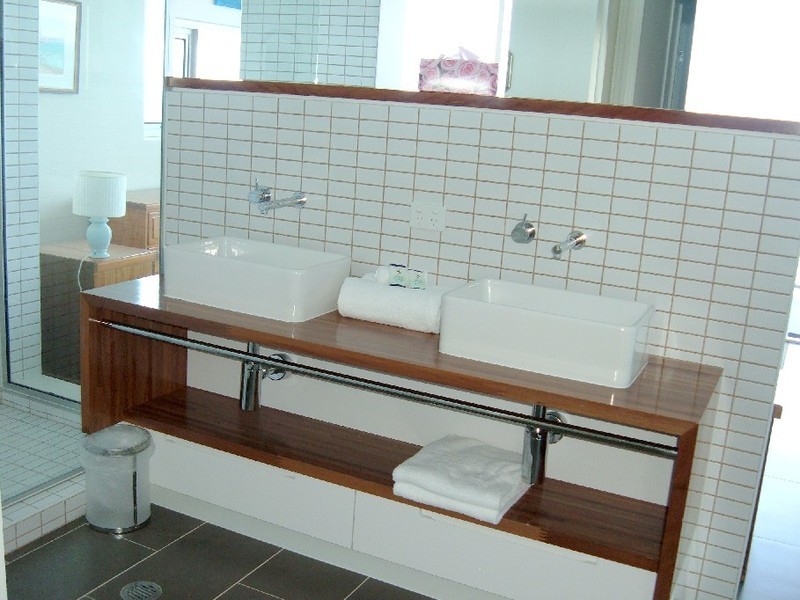 1 Bright Point 3 bedroom apartment from $295 p.n, Magnetic Island QLD 4819