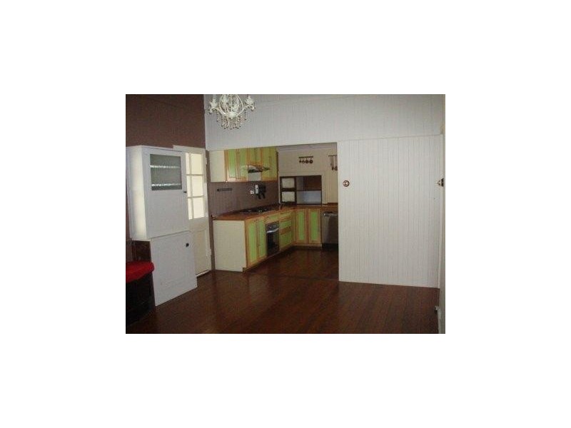 64 Ahearne Street, Hermit Park QLD 4812