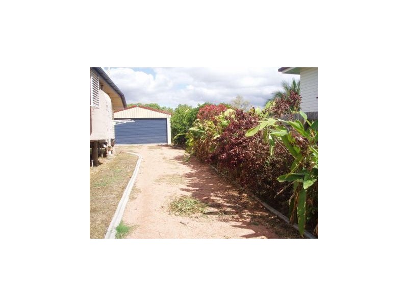 64 Ahearne Street, Hermit Park QLD 4812