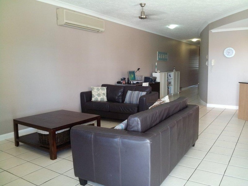 8/56 Mitchell Street, North Ward QLD 4810