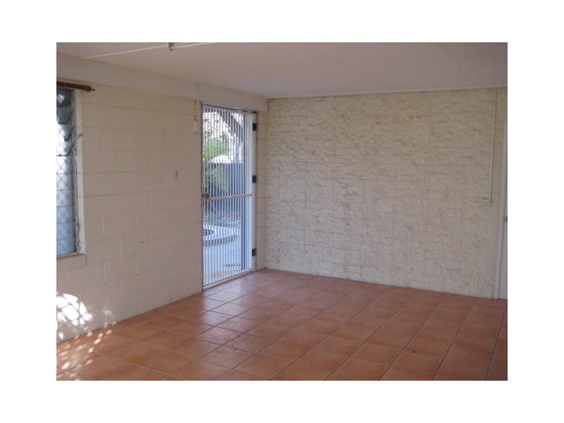 168 Charles Street, Cranbrook QLD 4814