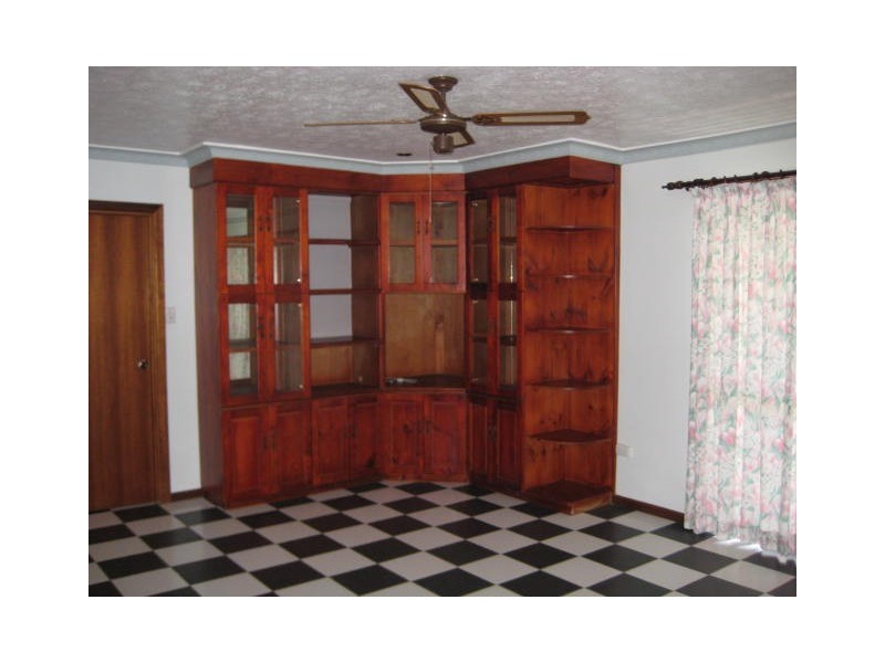 9 Karanya Street, Mount Louisa QLD 4814