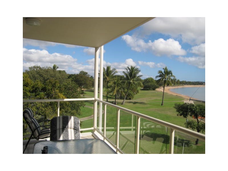 3/108 The Esplanade, Townsville City QLD 4810