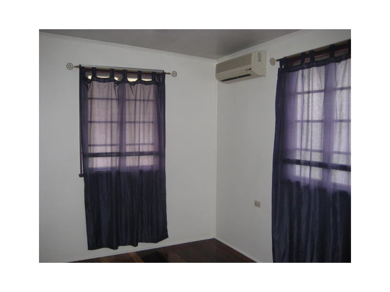 36 Montgomery Street, Townsville West QLD 4810