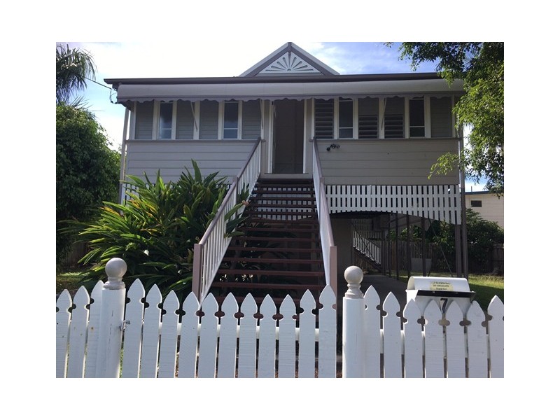 7 Estate Street, West End QLD 4810