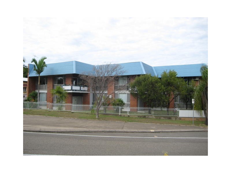 12/2 Victoria Street, North Ward QLD 4810