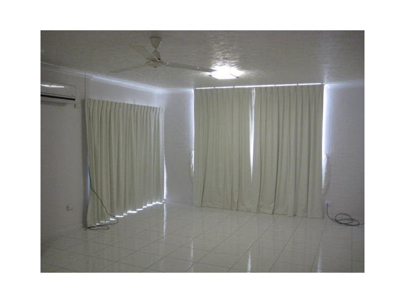 12/2 Victoria Street, North Ward QLD 4810