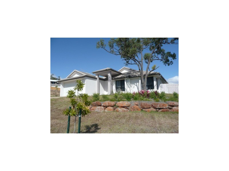 6 Platypus Street, Bushland Beach QLD 4818