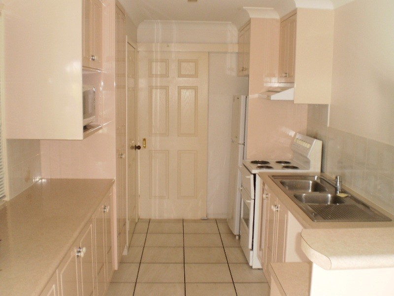 2/316 Stanley Street, North Ward QLD 4810