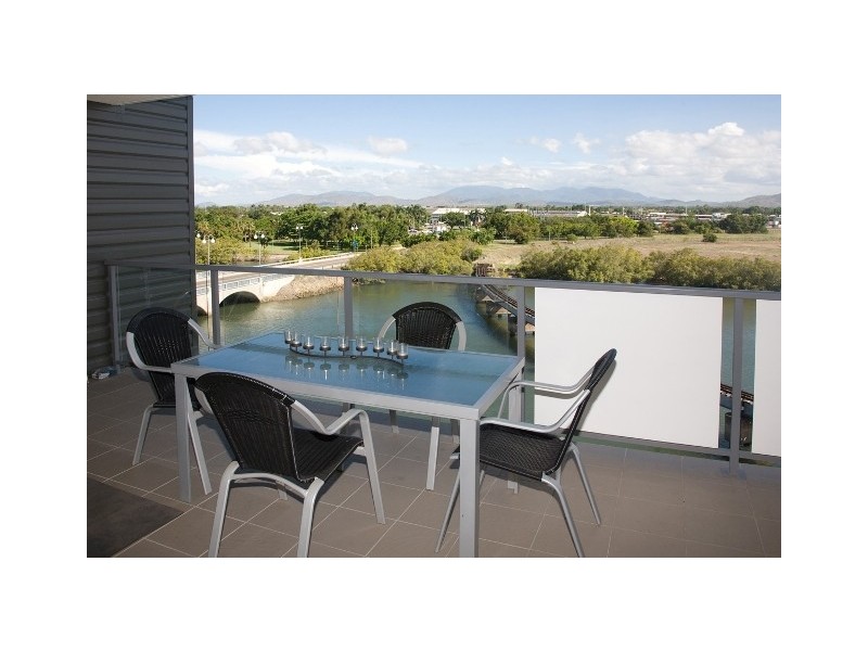 8-32 Stanley Street, Townsville City QLD 4810