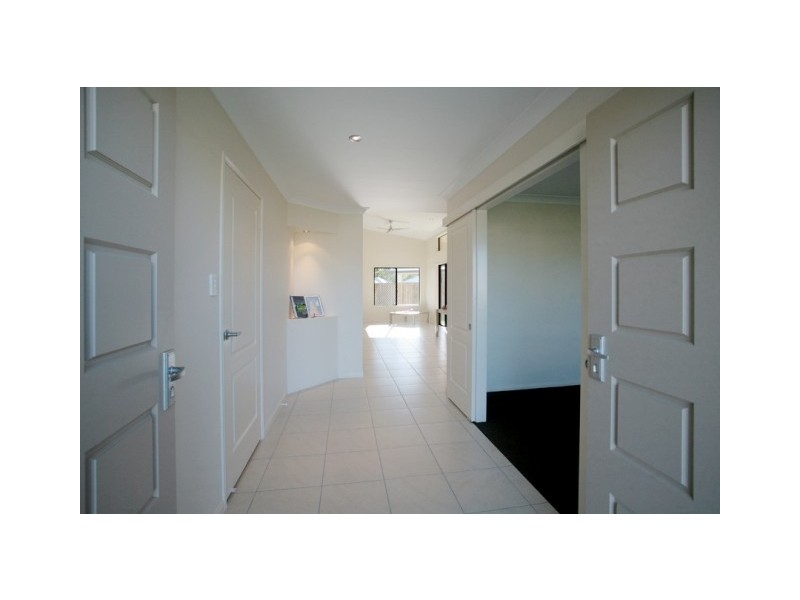 4 Fitzallan Street, Bushland Beach QLD 4818