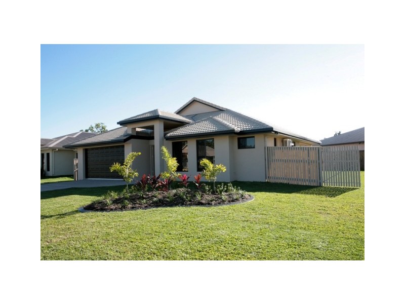 4 Fitzallan Street, Bushland Beach QLD 4818