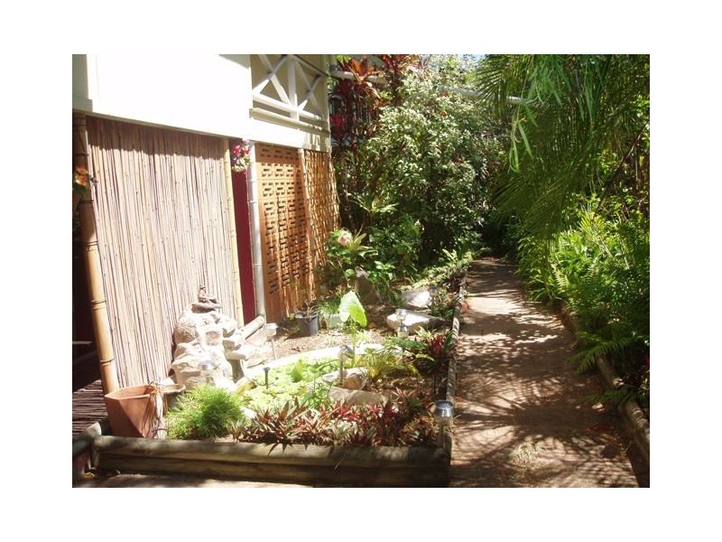 20 Granite Street, Magnetic Island QLD 4819
