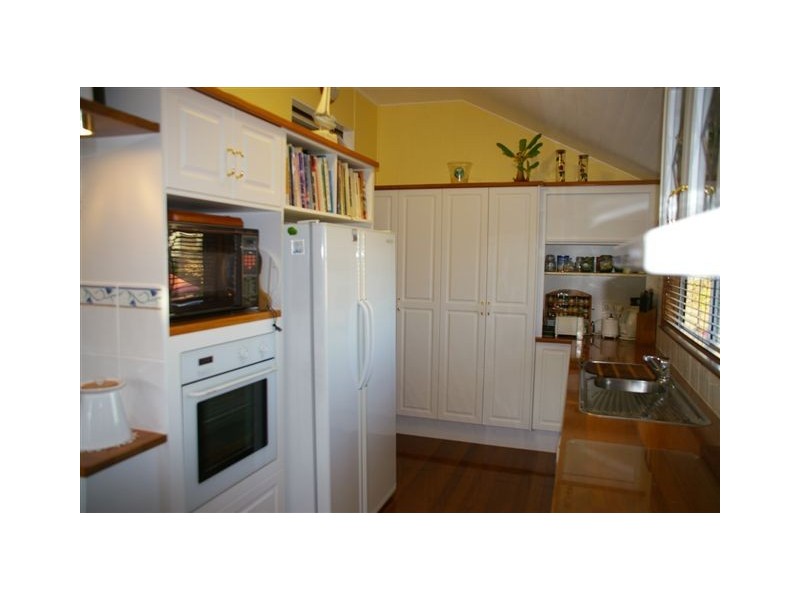 8 Murray Street, Townsville City QLD 4810