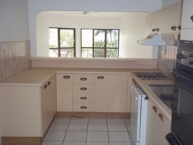 10/15 Hale Street, Townsville QLD 4810