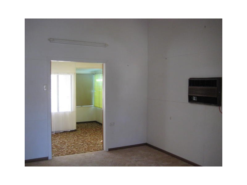 33 Rose Street, North Ward QLD 4810