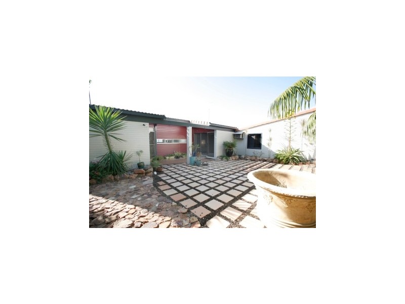 13 Yarrawonga Drive, Townsville QLD 4810