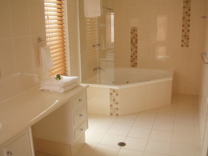 24 The Grove “The Atrium House”, Magnetic Island QLD 4819
