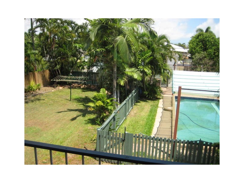 8 Parry Street, Belgian Gardens QLD 4810