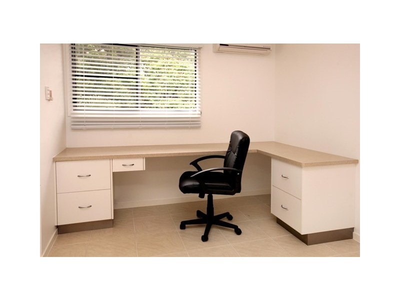 2/4 Ryan Street, Belgian Gardens QLD 4810