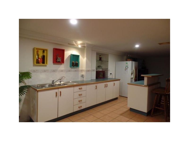 9 Marragall Street, Kirwan QLD 4817