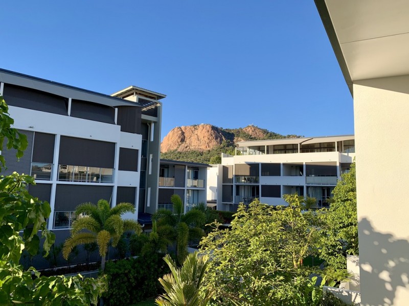 91/28 Landsborough Street, North Ward QLD 4810