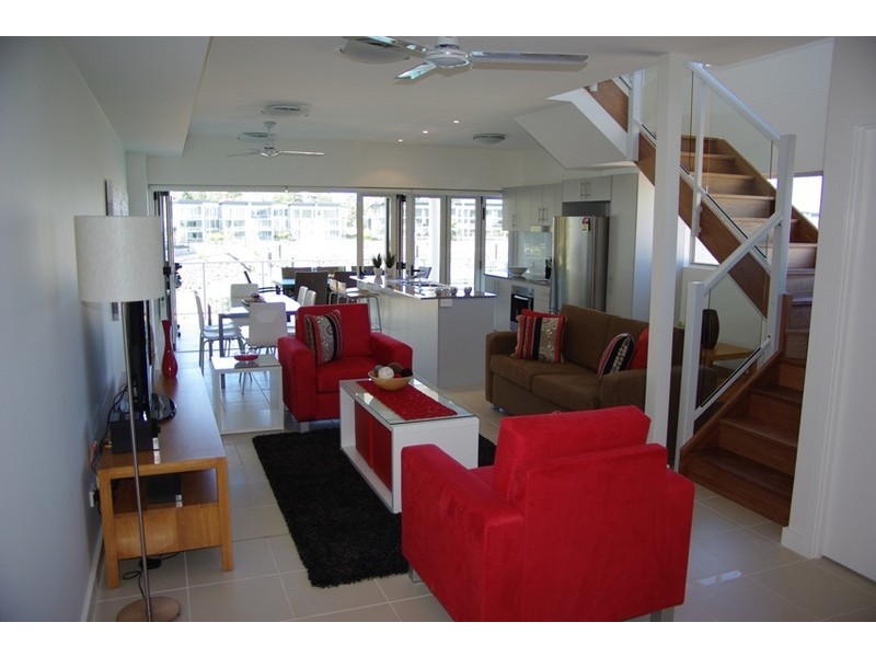 1 The Cove Beachside Apartments, Magnetic Island QLD 4819