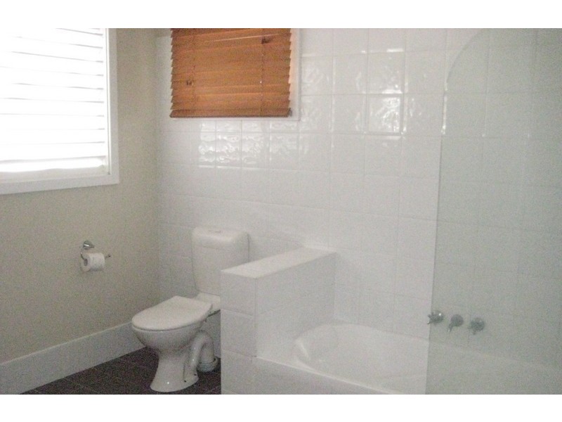 43 Ford Street, Hermit Park QLD 4812